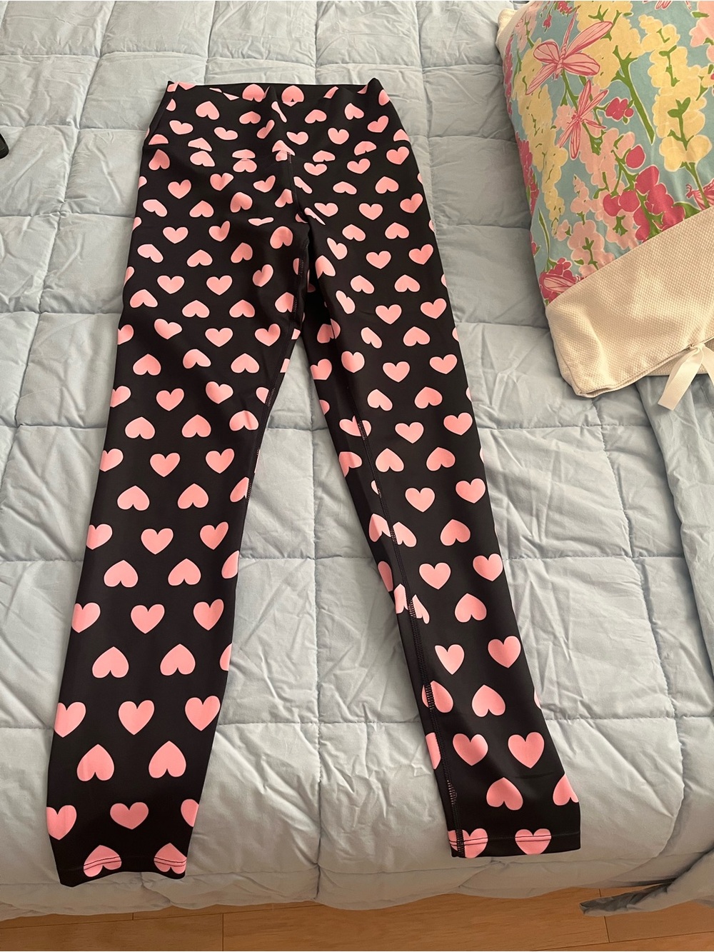 Beach Riot Black Leggings with Pink Heart Print
